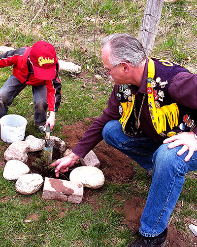 Tree Planting picture taken by Linda Zwier